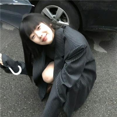 剧场前